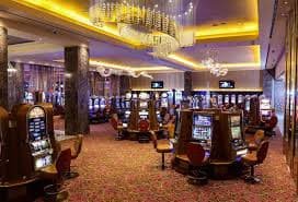 Người dùng Vietnam chơi slot online tại sảnh game 2 gold trên điện thoại